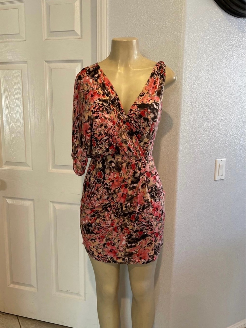 Bebe size S Floral Pink Abstract Print Surplice Mini Dress